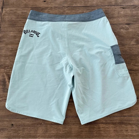 Billabong Mens size 31 Recycler 73 Pro Board Shorts Blue Surfing Swimwear Hybrid - Picture 4 of 4